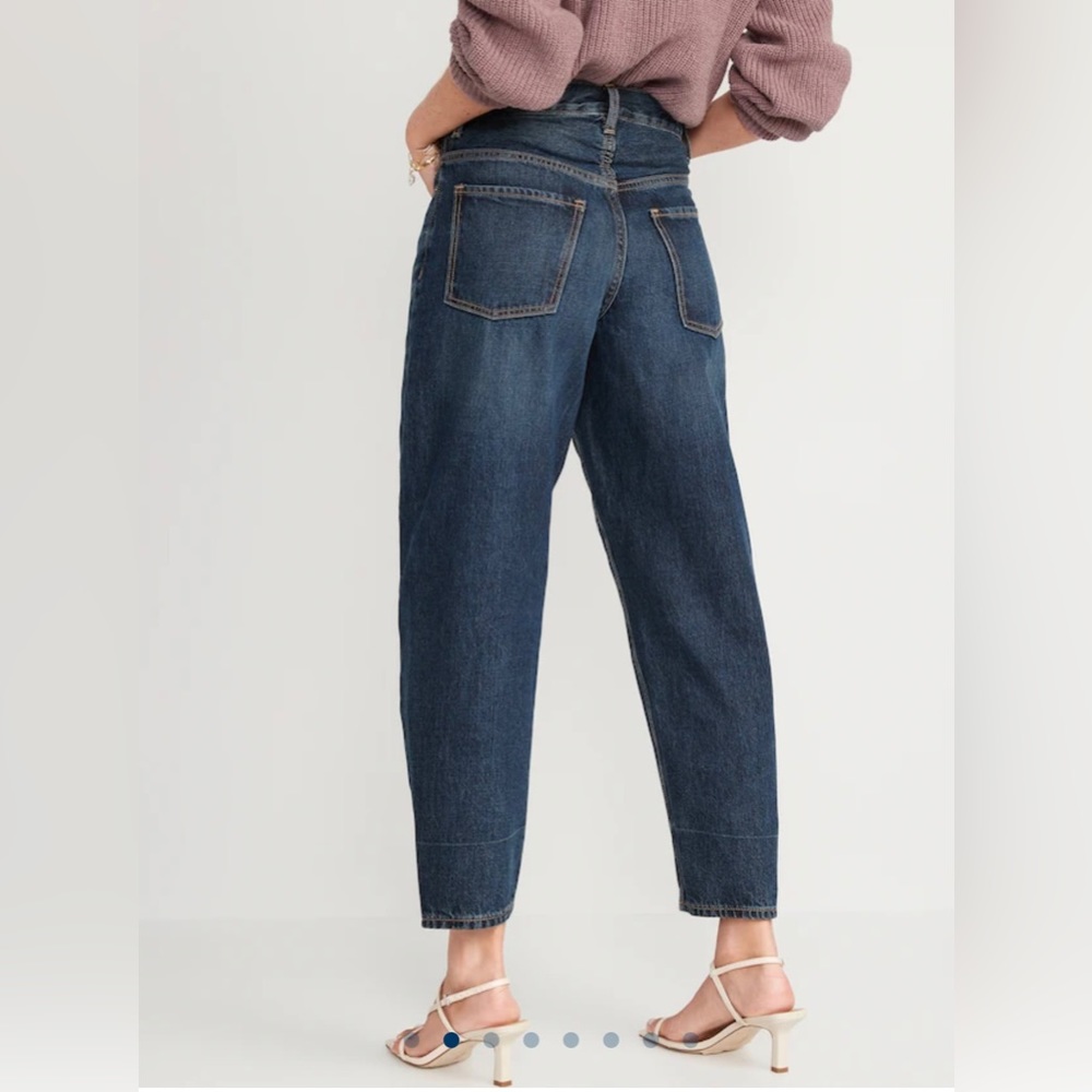 Old navy extra high rise balloon jeans size 10 petite